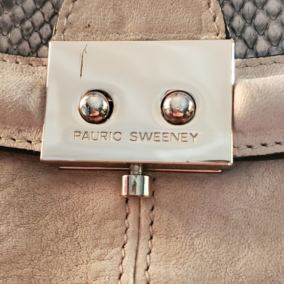 Pauric Sweeney Shoulder Bag - Picture 2 of 16